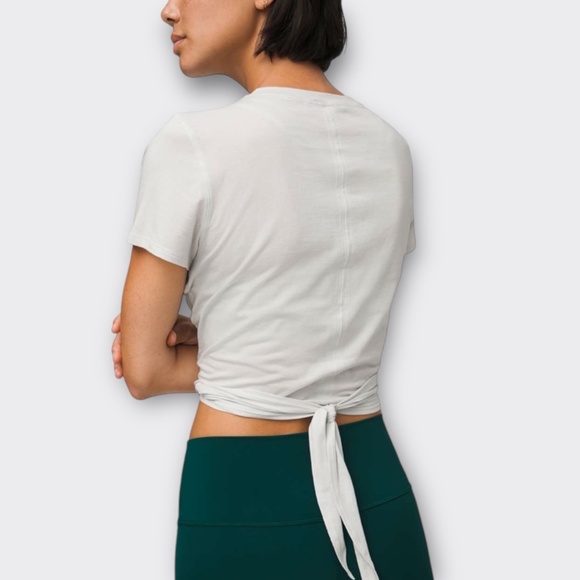 LULULEMON ATHLETICA Time To Restore Short Sleeve Tie Top Off White (Vapor) 6 M - Picture 2 of 7